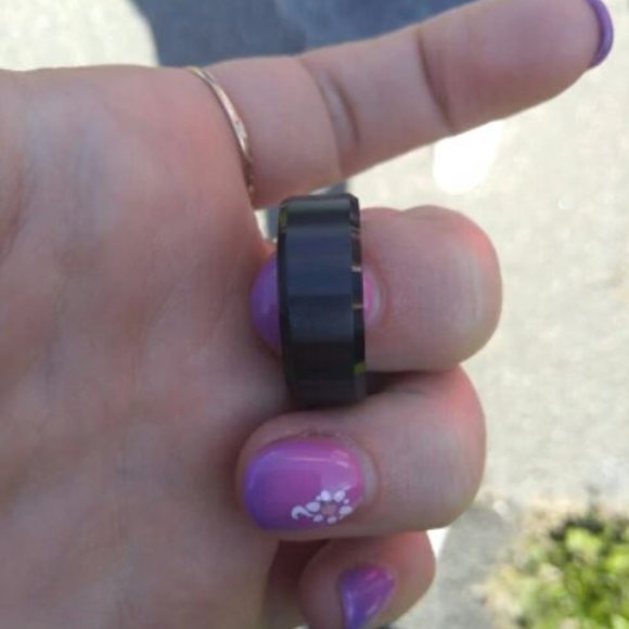 Black Stainless Steel 8mm Ring - Picture 5 of 6